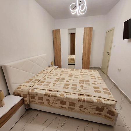 Nevi Apartment Tirana Exteriör bild