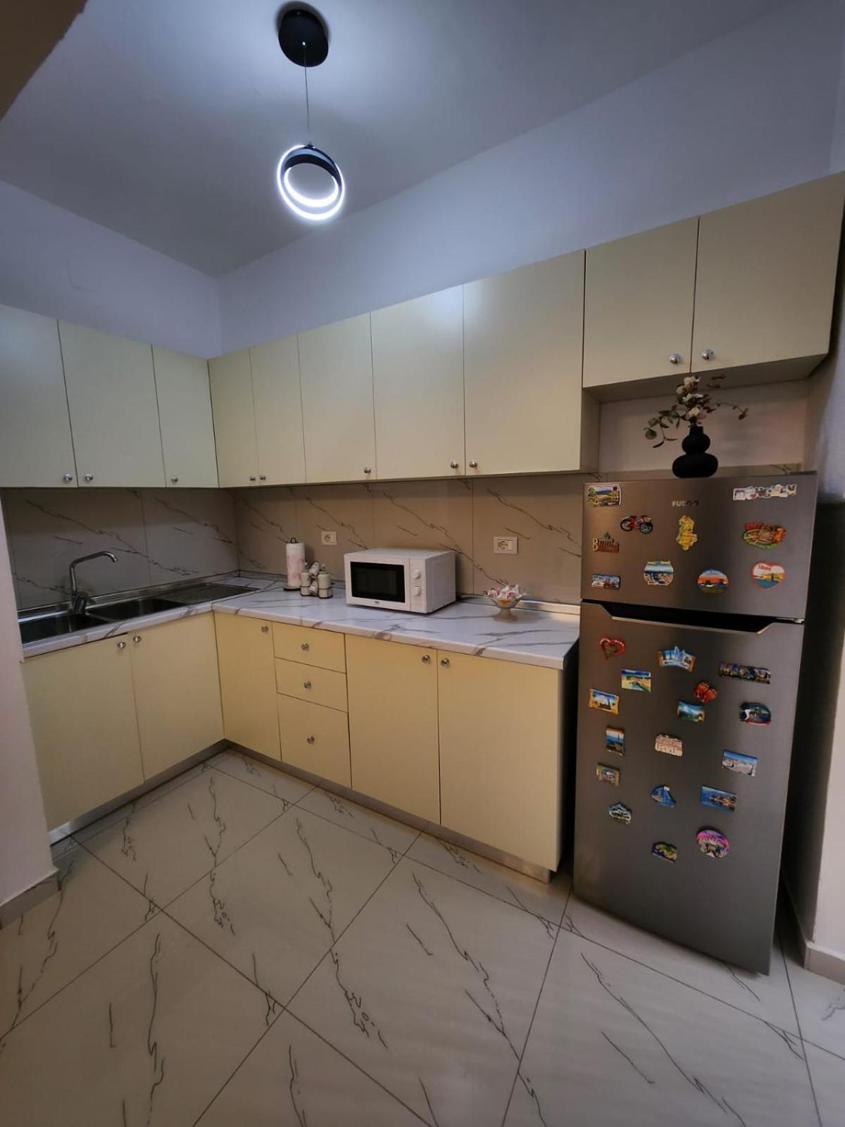 Nevi Apartment Tirana Exteriör bild