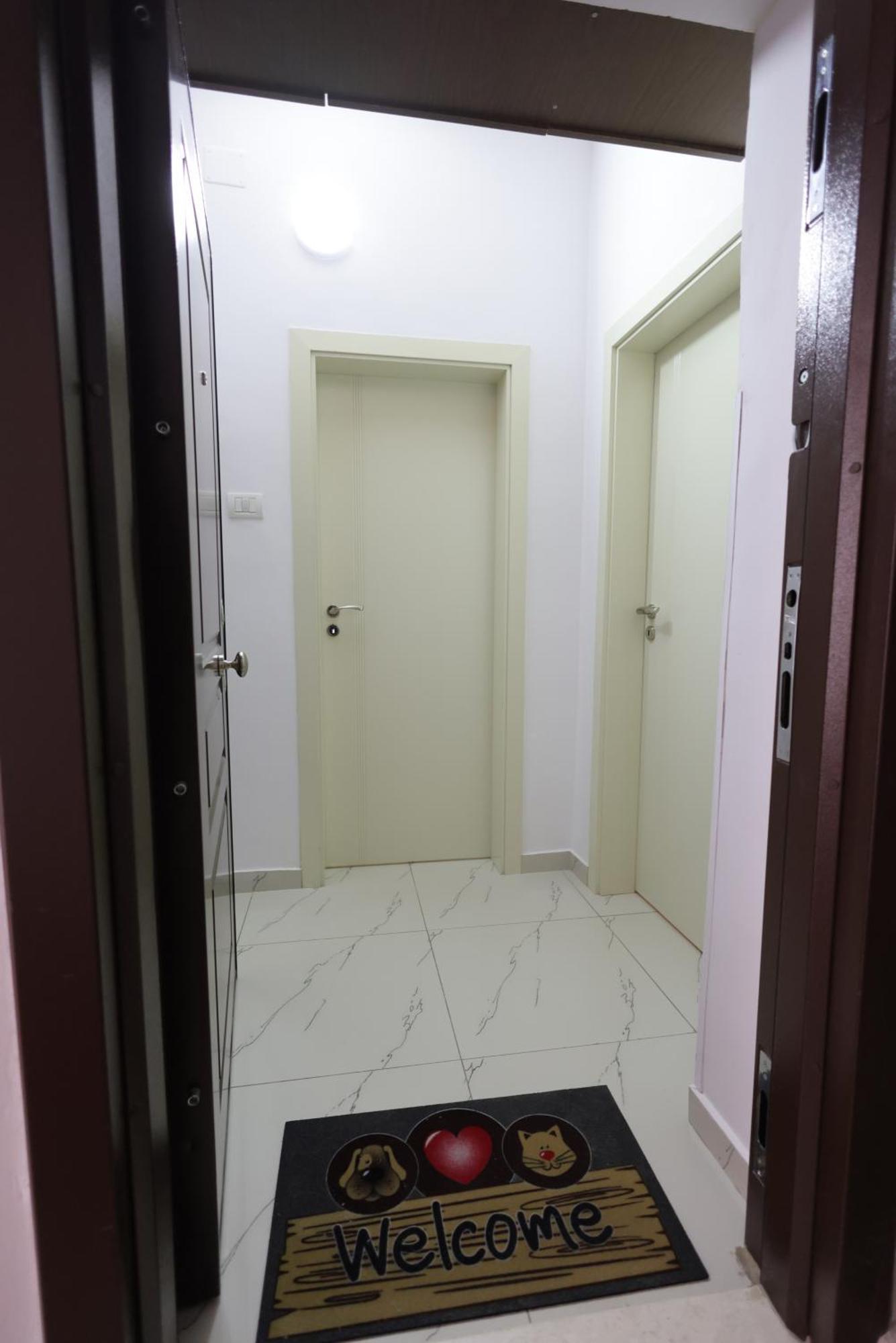 Nevi Apartment Tirana Exteriör bild